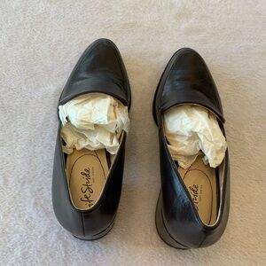 Life Stride  women’s dark brown loafers. Size 8.5 new  sku 2895